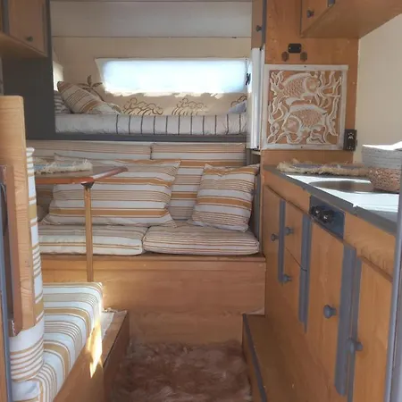 Le Camping Car De Sylvie Kemp